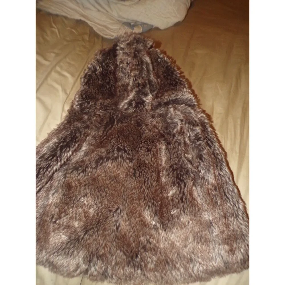 Gymboree 2t 3t faux fur vest hooded with ears
